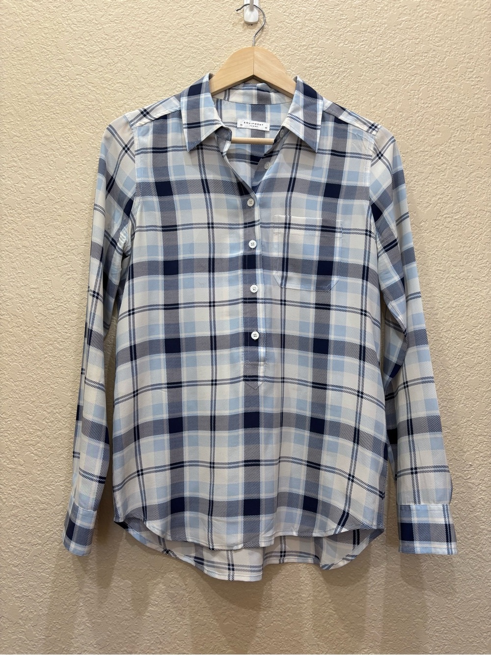 EQUIPMENT FEMME 100% Silk Blue Tartan Plaid Button Up Top XS Quiet Luxury